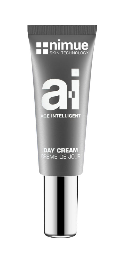 An advanced, rich and creamy day cream formulated with a complex of active ingredients to reduce the effects of ageing caused by lifestyle, lifestory and the environment.