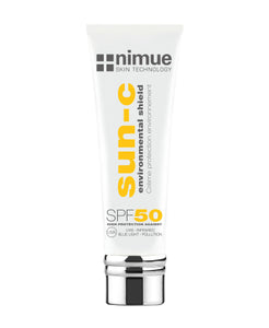 A smart SPF 50 offering anti-ageing benefits and protection against UVA, UVB, Infra-Red and Blue Light (HEV) rays.